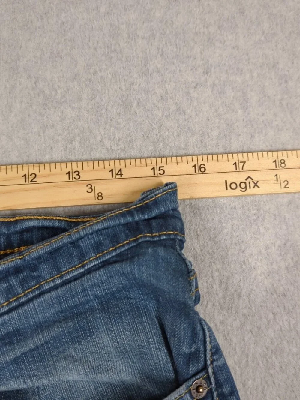Levi's 502 Jeans Men's 33x32 (Actual 30x30) Blue Denim Tapered Leg Western